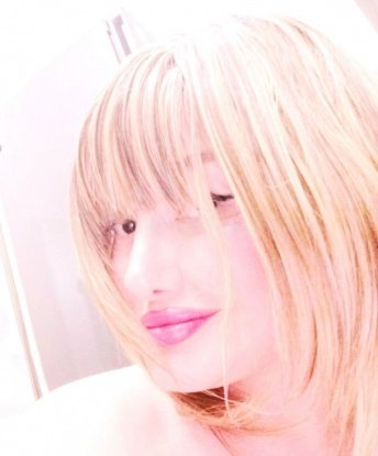 Зина, 36